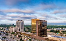 Doubletree By Hilton Hotel Dallas Campbell Centre