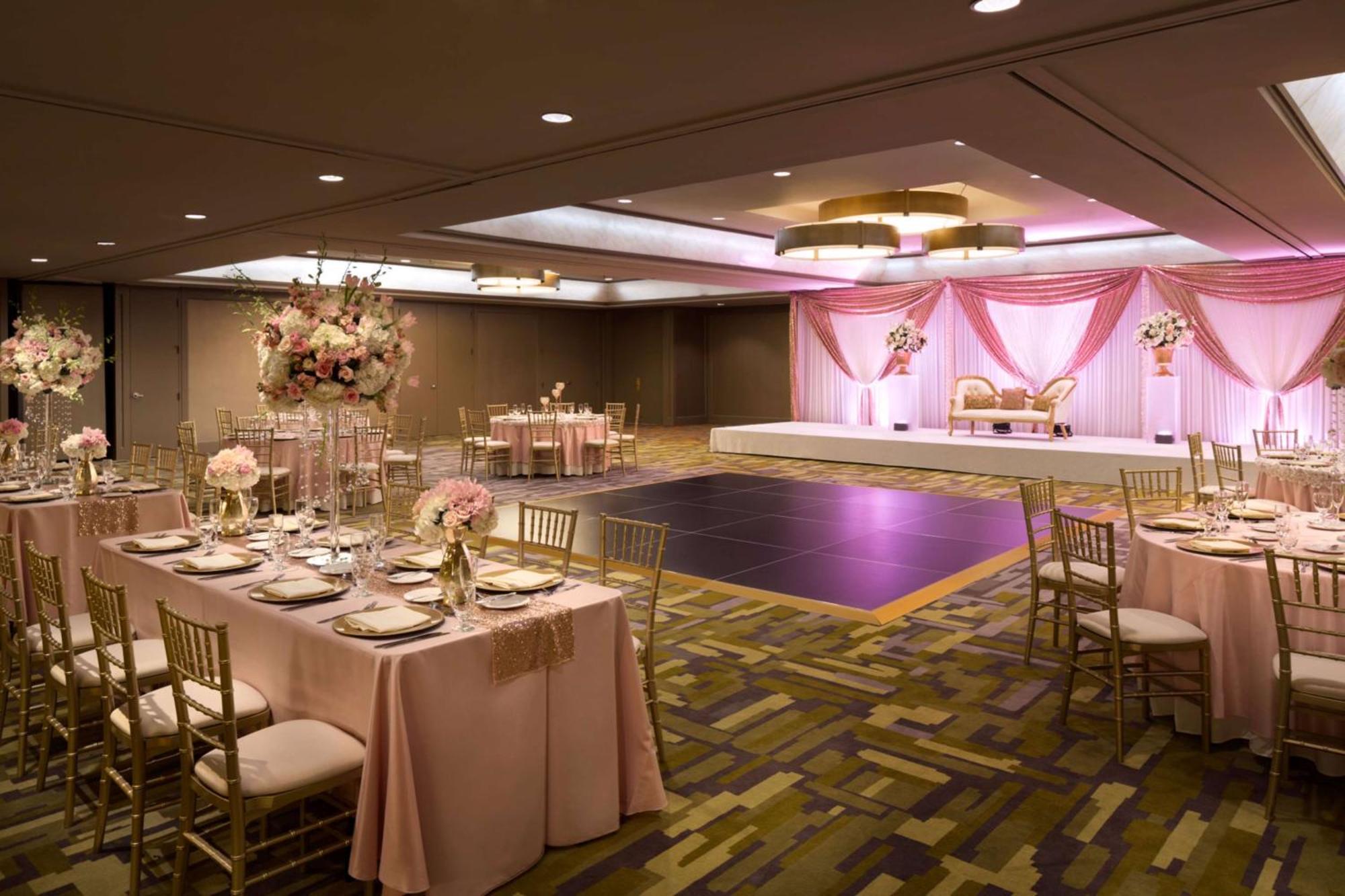 Doubletree By Hilton Hotel Dallas Campbell Centre מראה חיצוני תמונה
