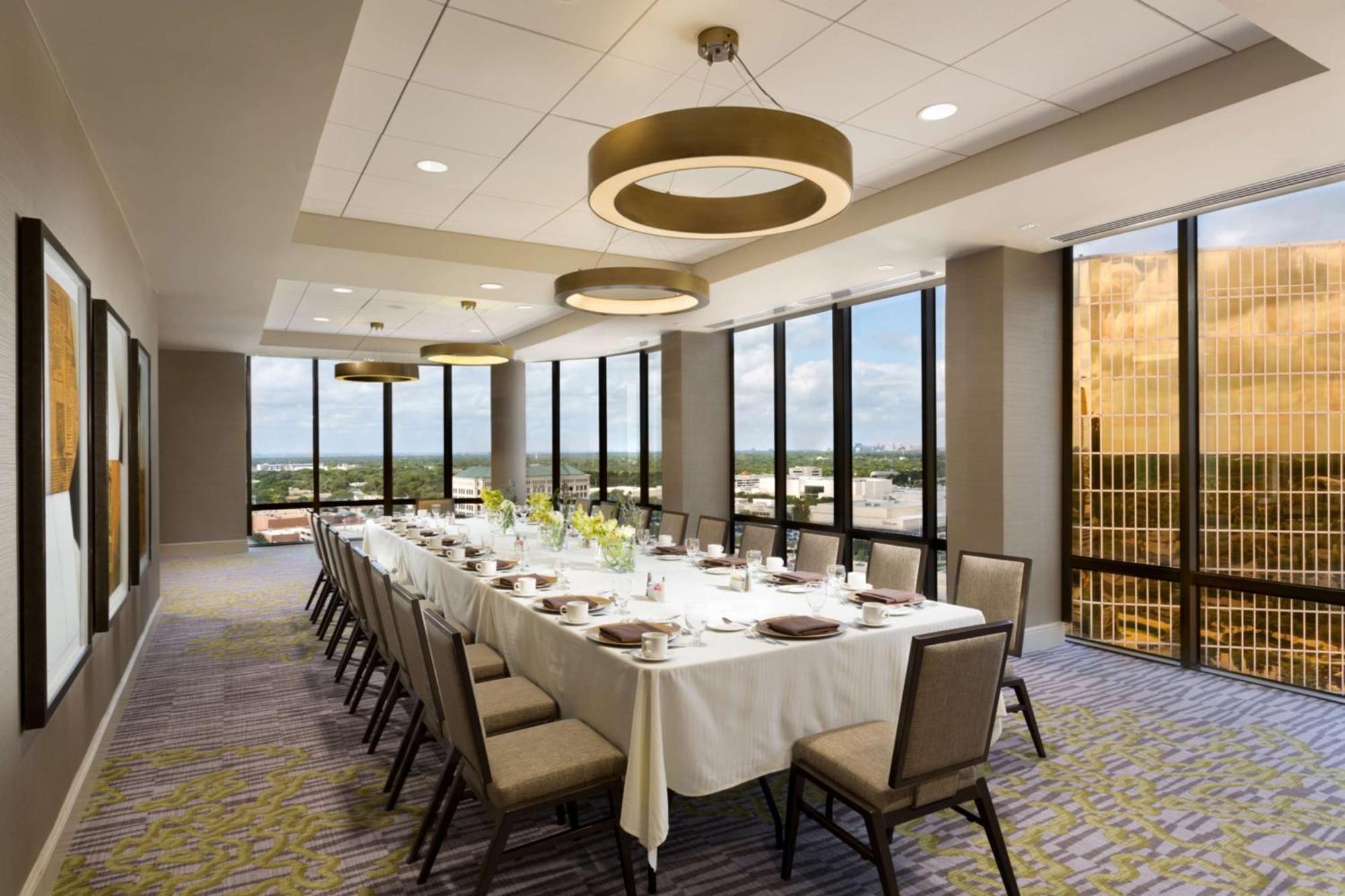 Doubletree By Hilton Hotel Dallas Campbell Centre מראה חיצוני תמונה