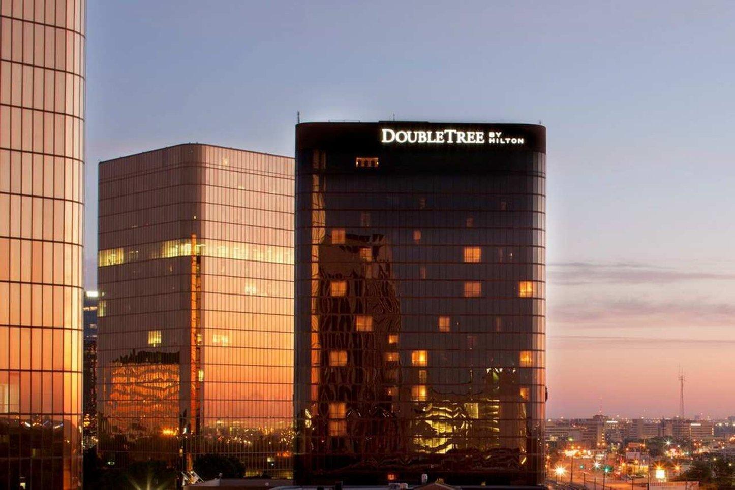 Doubletree By Hilton Hotel Dallas Campbell Centre מראה חיצוני תמונה